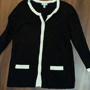 Susina Sweaters - Susina Black and white trimmed cardigan Susina Sweaters - Susina Black and white trimmed cardigan